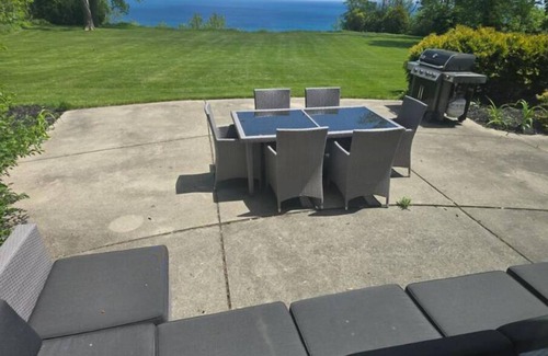 Mequon House | Marvelous in Mequon