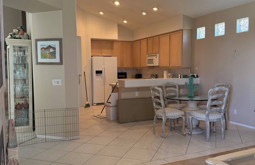 Palm Desert House | Marvelous Lake View 3-bedroom house in Palm Desert with AC