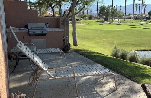 Palm Desert House | Marvelous Lake View 3-bedroom house in Palm Desert with AC