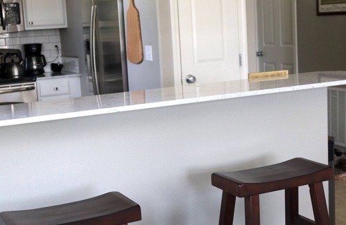 Moose Can Gully Condo | Marvelous Mountain-View Condo