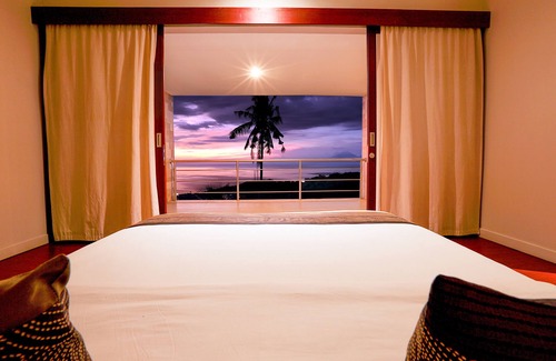 Senggigi Villa | Marvelous sunset views with infinity pool