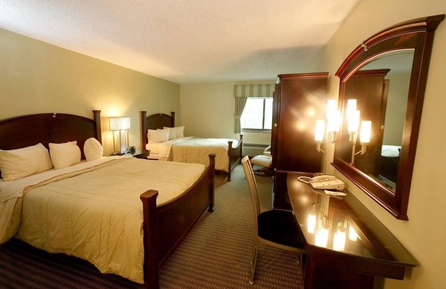 Southfield Hotel | Marvin's Garden Inn