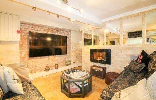 Ripon House | Marwood Cottage