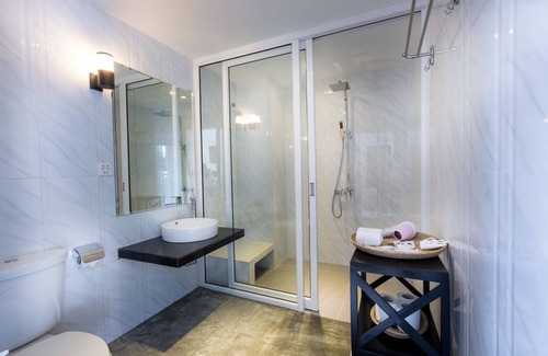 Mittakpheap Hotel | Mary Beach Hotel and Resort