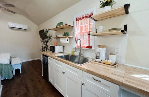 Morgan Mill Cottage | Mary - Fully Furnished 2 Person Cottage for short or mid-term stays