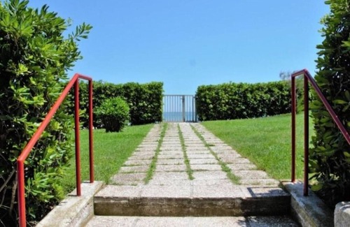 Marotta Apartment | Mary House.