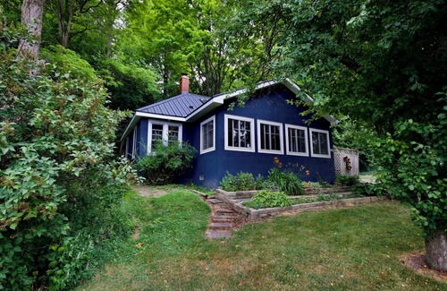 Port Albert Cottage | Mary's Cottage: Private And Cozy!