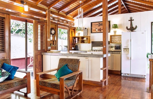 Scarborough House | Mary's Hill Lodge, Tobago