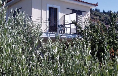Vourliotes Apartment | Mary's House