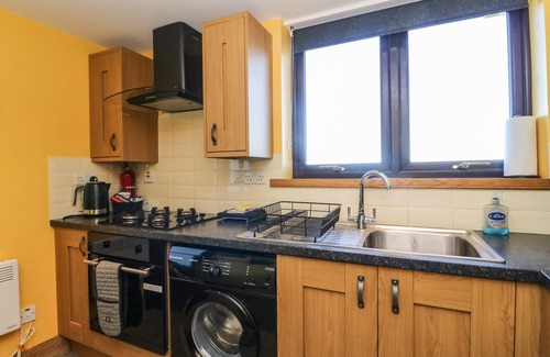 Ardnamurchan Peninsula Cottage | MARYS HOUSE, pet friendly, country holiday cottage in Kilchoan