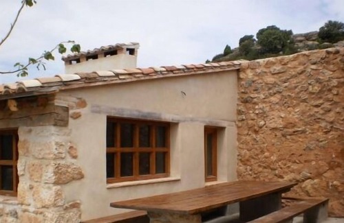 Olba Cottage | Masía Collado Royo Country house (full rental) Casa de la Maestra (6 people)
