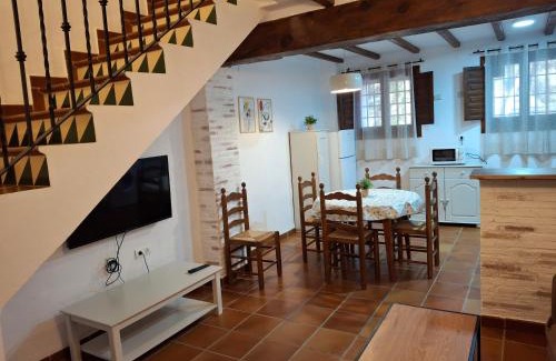 Altura Apartment | Masía de San Juan - Casas número 2 y 4, con piscina en masía fortificada