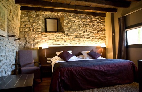 Sant Julia de Vilatorta Hotel | Mas Albereda