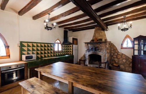 El Catllar House | Mas d´en Tarres by Interhome