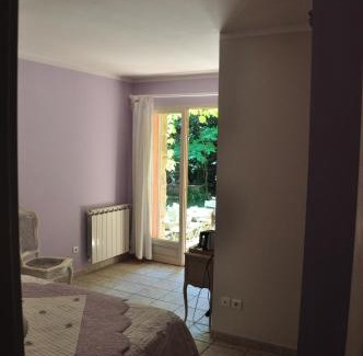 Puyvert Bed & Breakfast | Mas de Foncaudette