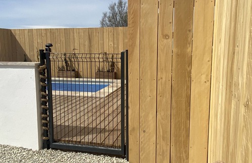 Saintes-Maries-de-la-Mer House | Mas des Oliviers HOUSE/GITE, HEATED SWIMMING POOL and CLOSED GARDEN (3 pets allowed)