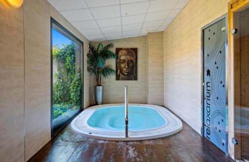 Flix House | Mas de Lorena