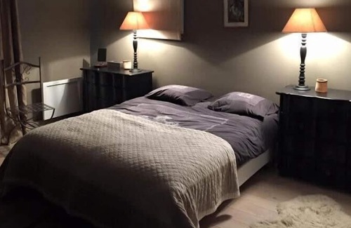 Peipin Villa | Mas de Lure Summary: