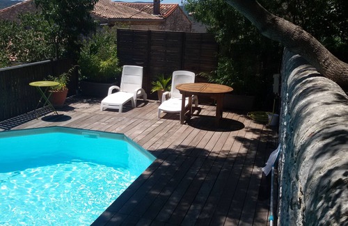 Notre-Dame-de-Londres Villa | Mas Des Biranques hamlet facing the Pic St Loup. Calm, charm,