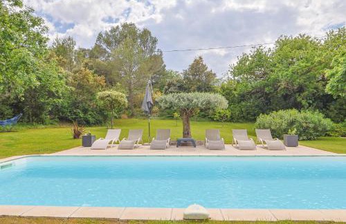 Meyrargues Villa | Mas des Ecureuils