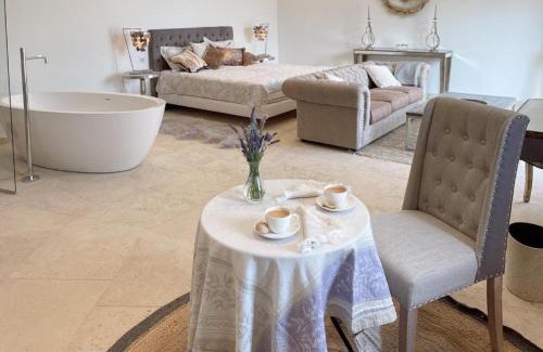 Murs Villa | Mas La Rose Sauvage - magnificent Luberon views