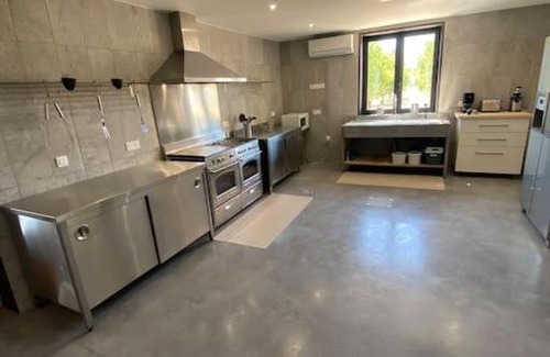 Le Garn Villa | Mas Piralet Ardèche en pierre piscine 6*12 pool house équipé
