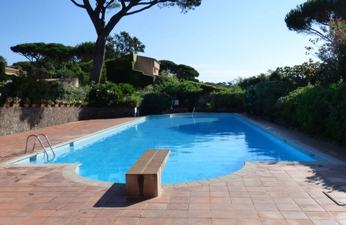Guerrevieille Villa | MAS PROVENCAL SEA VIEW FACING SAINT TROPEZ FROM JULY 19 TO JULY 26, 2025