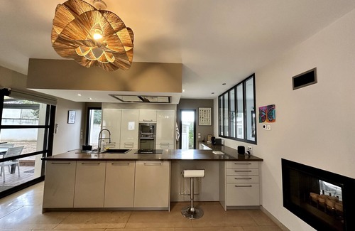 Saint-Victor-la-Coste House | Mas Standing Saint VIC