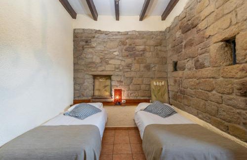 Centelles House | Mas Vinyoles