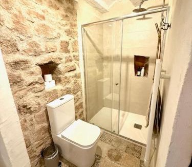 Sant Marti de Tous Bed & Breakfast | Masia Aubareda