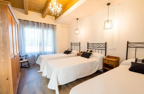 Os de Balaguer Other | Masia con Vistas a las Montañas. Ideal Para Familias y Amantes de la Naturaleza