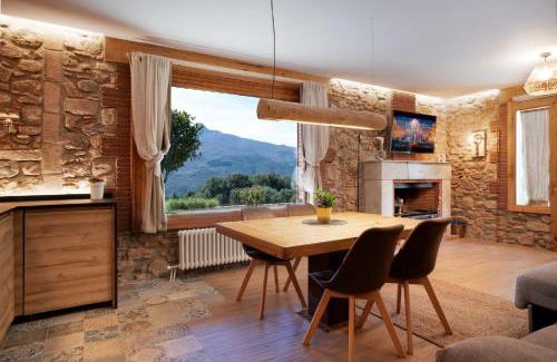 Arbucies House | Masia de Can Ferrer