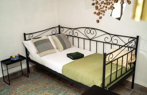 Vall De Almonacid Cabin | Masia de Matuta