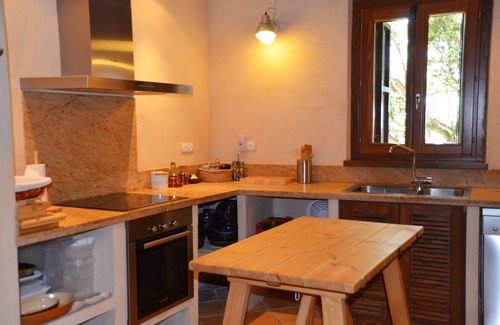 Cabra del Camp House | Masia la Traxa - Wonderful Garden, Natural Pool & Beautiful Nature!