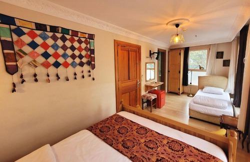 Kumkapi Bed & Breakfast | Masif House