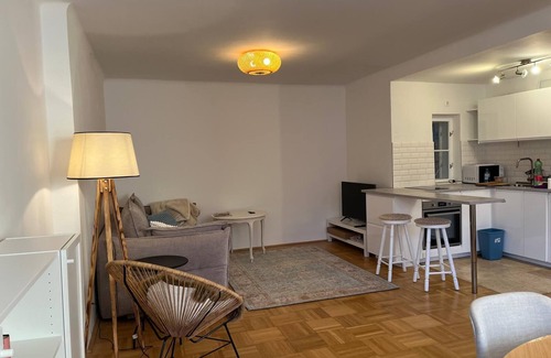 Gumpoldskirchen Apartment | Masionette apartment in wine region 30 min south of Vienna