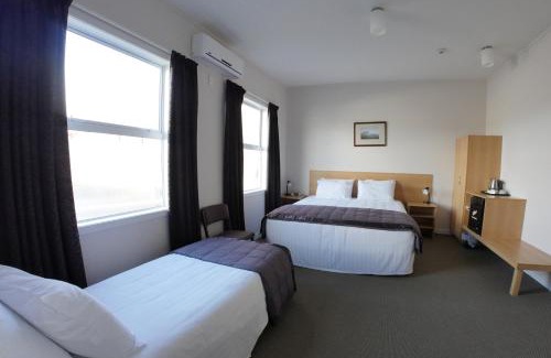 Waitara Hotel | Masonic Hotel
