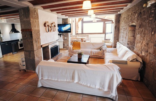 Avia Cottage | Masoveria de Terradellas - Rural house (full rental) for 12 persons