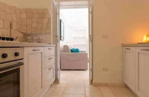 Old Town Cisternino Apartment | Masseria Carperi - Trullo degli Anelli