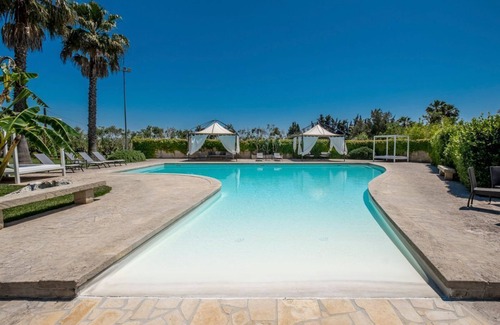 Martano Villa | Masseria Palmeto - Four Bedroom Villa, Sleeps 8