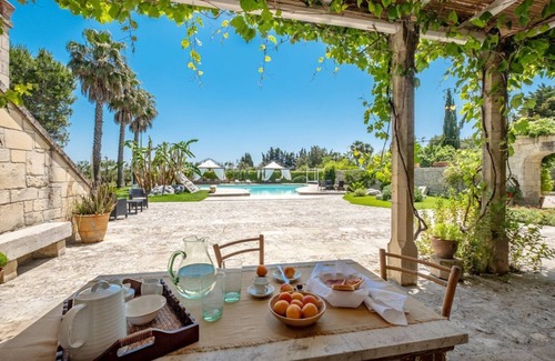 Martano Villa | Masseria Palmeto - Four Bedroom Villa, Sleeps 8