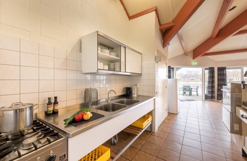 Gasselternijveen House | Massive Family Bungalow
