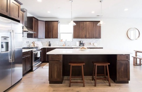 Visitacion Valley House | Massive Stylish Home in an Amazing Location in San Francisco!
