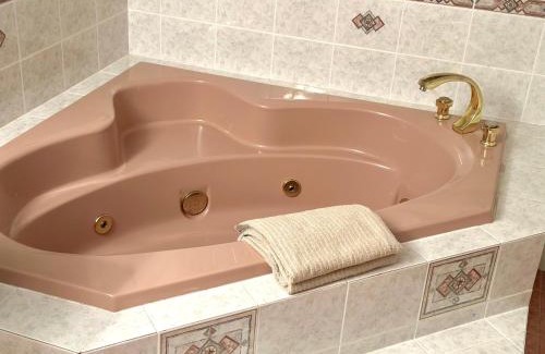 Richmond Bed & Breakfast | Master Bedroom with Two Queen Sized Bed