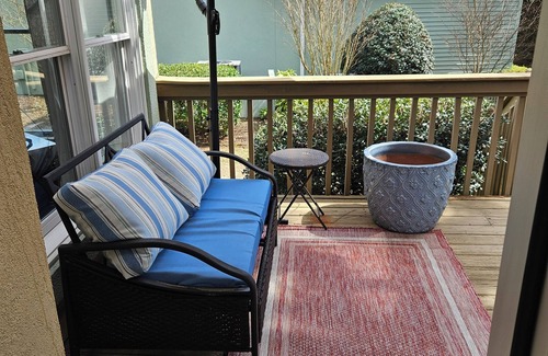 Aiken House | Master's Week House in Gated Woodside Golf Community in Aiken, up to 8 people