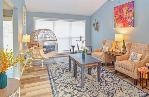 Augusta House | Master Vacation - private pool, fence yard, WFH office provide.