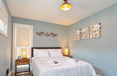 Augusta House | Master Vacation - private pool, fence yard, WFH office provide.