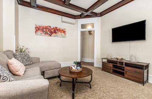 Dubuque Apartment | Masterpiece on Main 1
