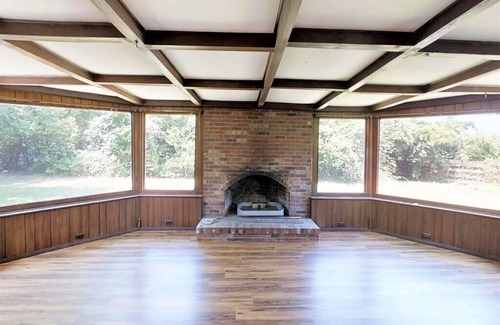 National Hills House | MASTERS GOLF RENTAL~ACROSS STREET FROM ANG~WALK TO THE COURSE~