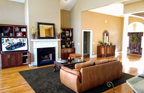 Langley House | Masters Golf Tournament week rental on Mt. Vintage Golf Course